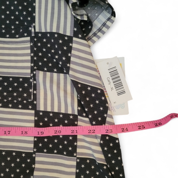 Stars and Stripes LulaRoe XL Carly - Picture 4 of 5